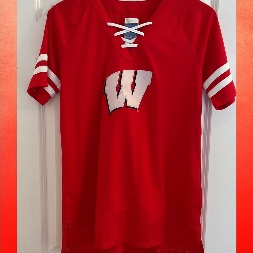 University of Wisconsin Box Seat Clothing Women’s Jersey - NWT - Size Large